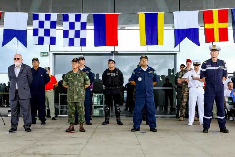 Operação Fortaleza - Marinha do Brasil realiza atividade militar com Marinha e Exército da França nesta quarta-feira (01)