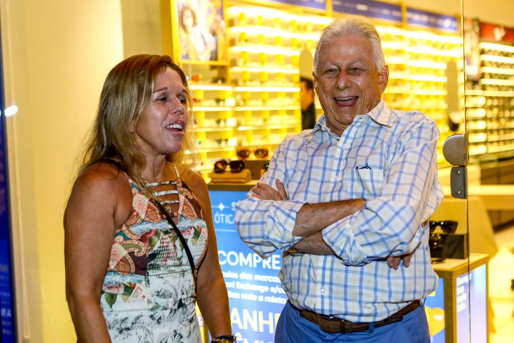 Claudine Caracas E Albecio Lima