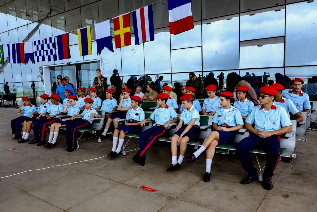 Colegio Civico Militar