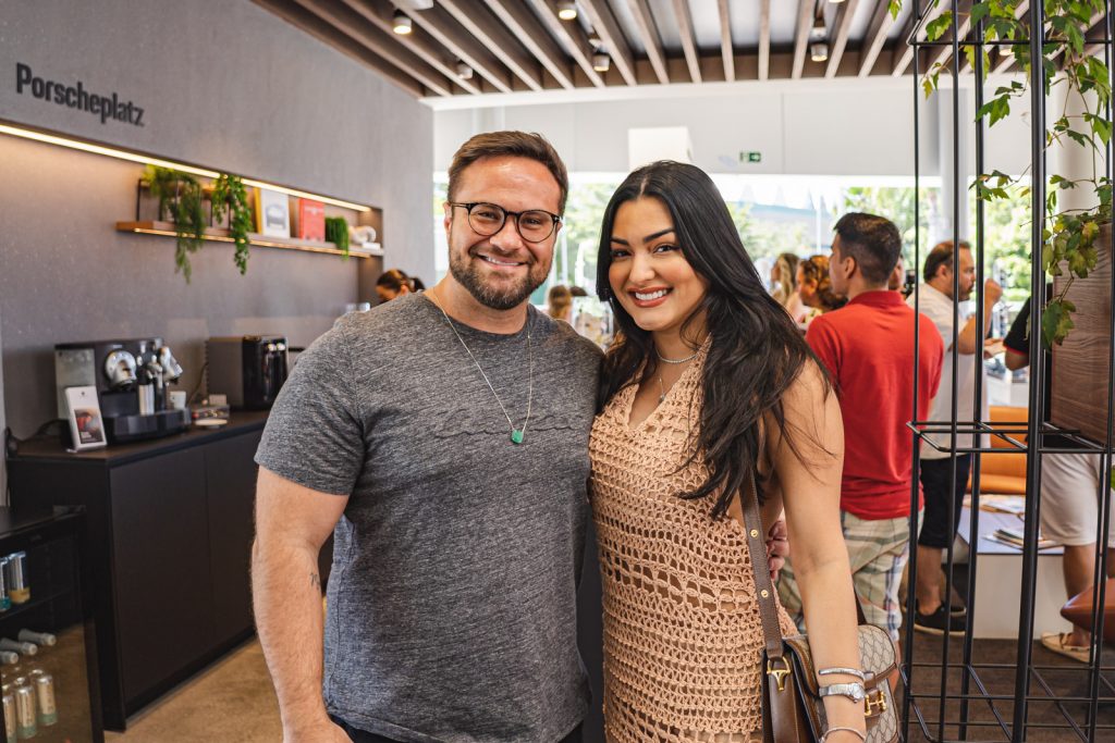 Cristiano Junqueira E Beatriz Barbosa