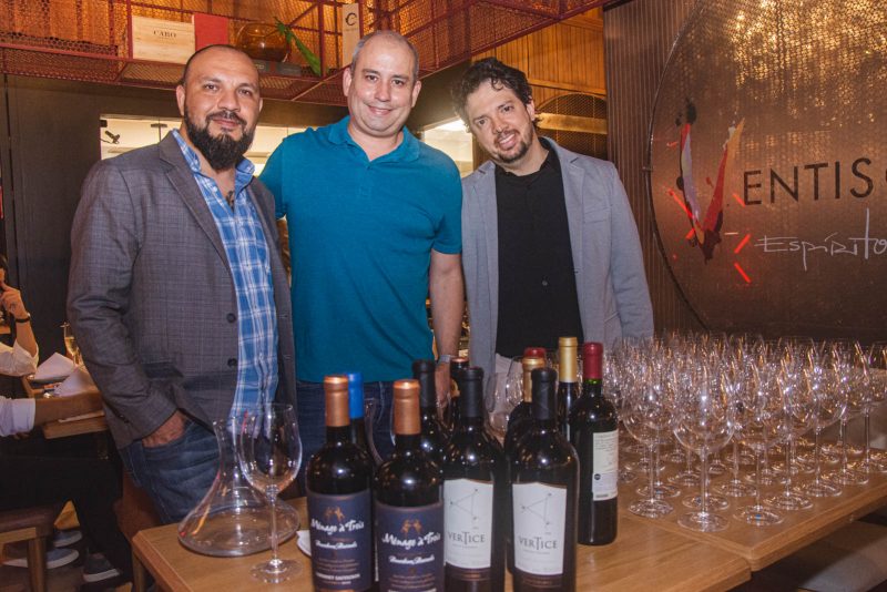 Meeting Cantu 2022 - Brava Iguatemi promove wine dinner com rótulos das vinícolas Ventisquero e Trinchero