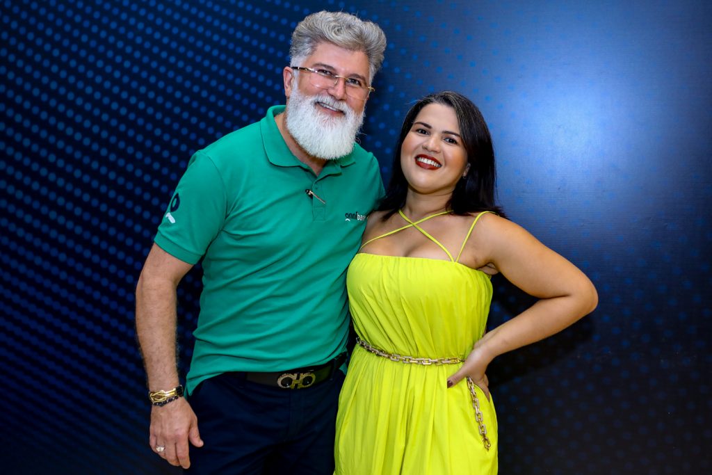 Diogenes Rolim E Gessica Marques