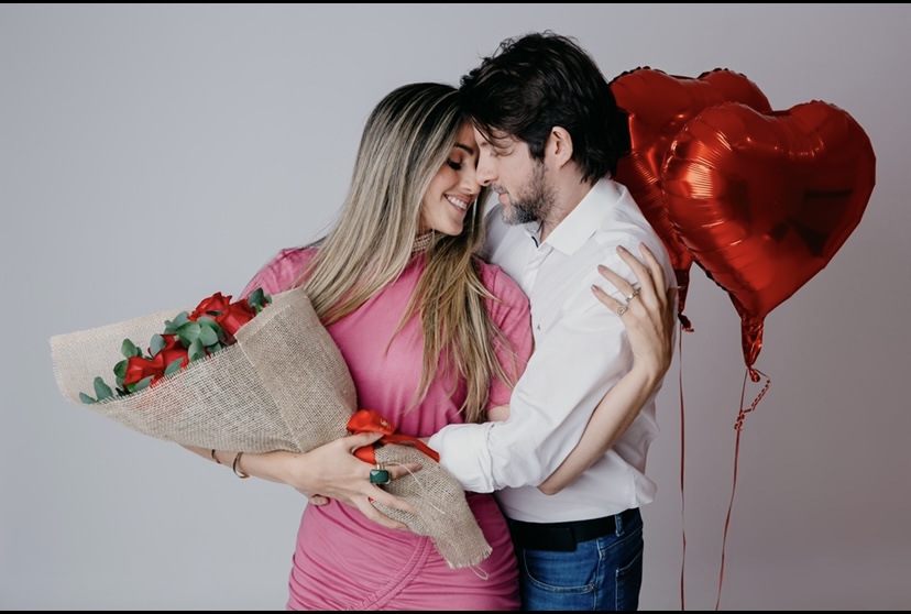 Clínica Kaline Ferraz lança campanha de Dia dos Namorados “Amores bem cuidados”