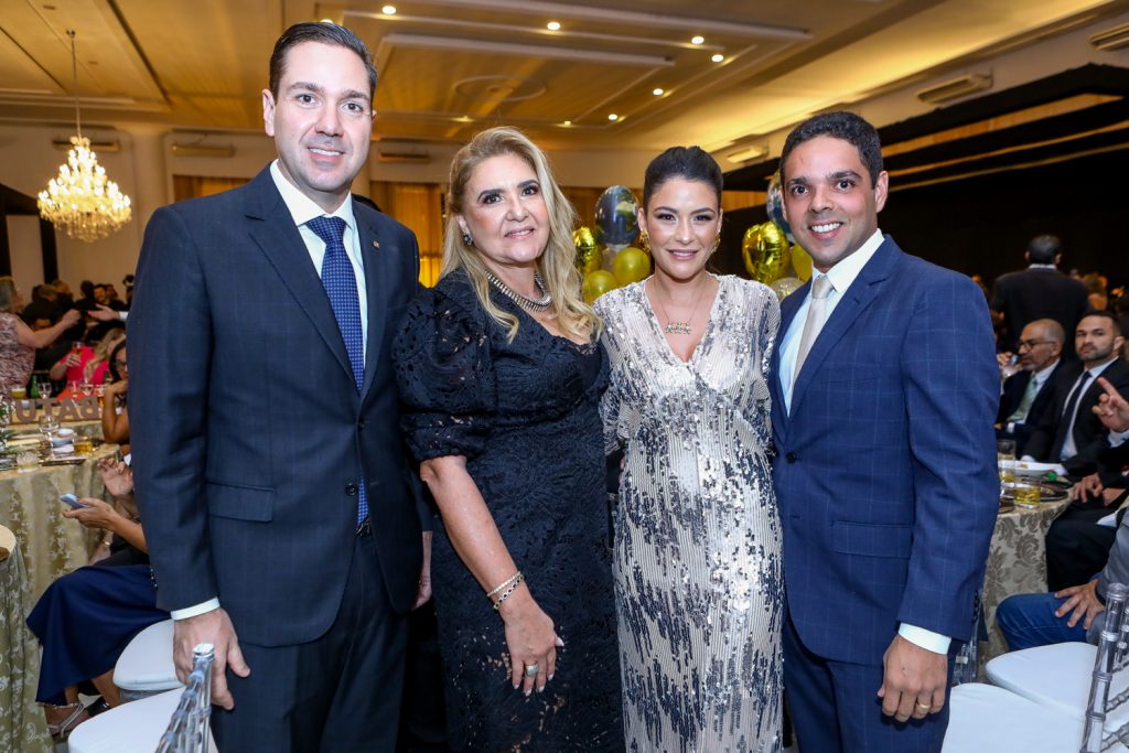 Eduardo Bismarck, Silvana, Gabriela E Isaac Vasconcelos