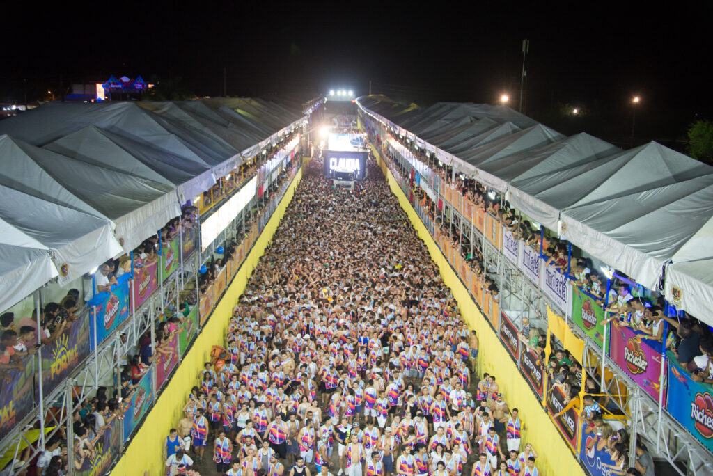 Fortal 2022 lança camarote exclusivo dentro do Corredor da Folia