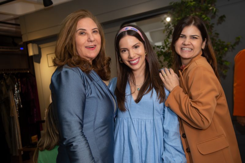 sneak peek - Interni arma coquetel para apresentar o preview da nova coleção Dreamers Summer