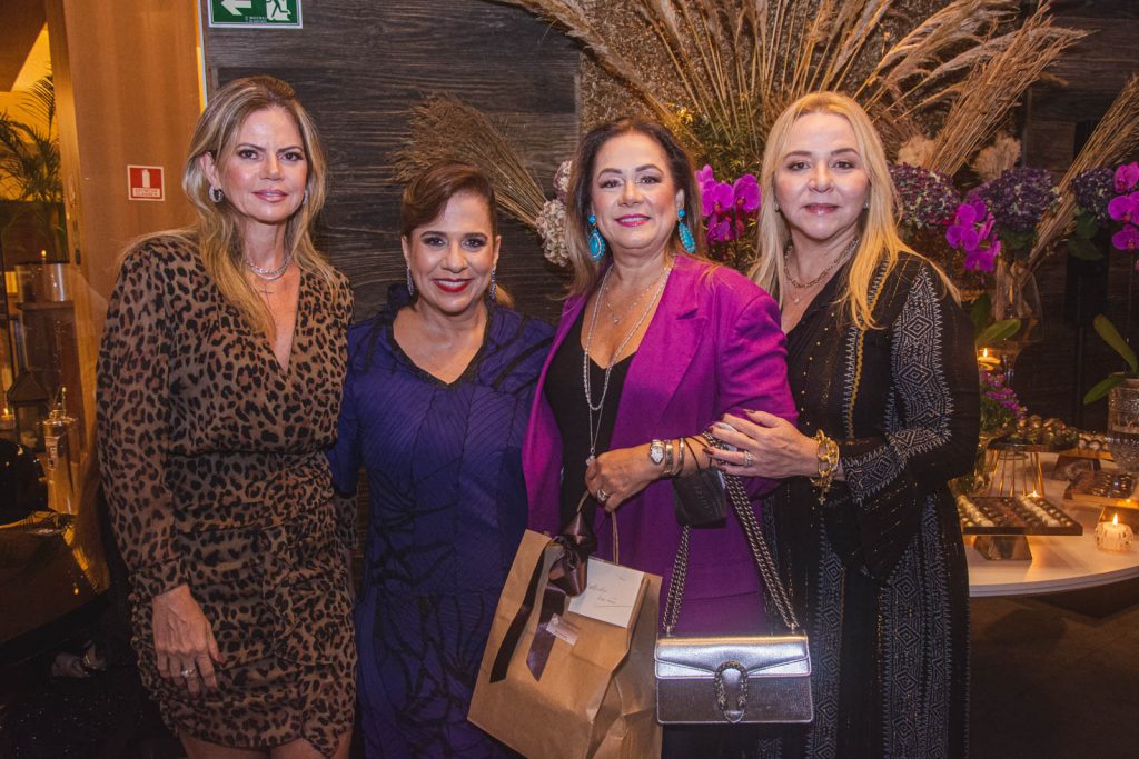 Layla Fujita, Martinha Assuncao, Sarah Philomeno E Sandra Fujita