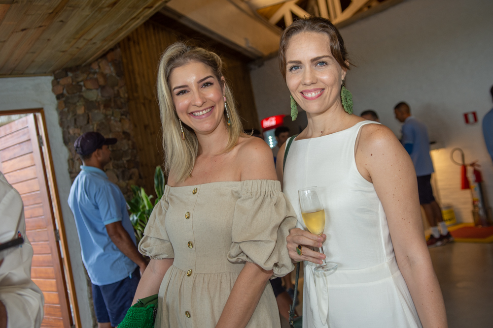 Leiliane Pinheiro E Cintia Sampaio (1)