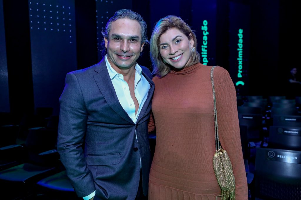 Loredan Bernutty E Janice Brandao