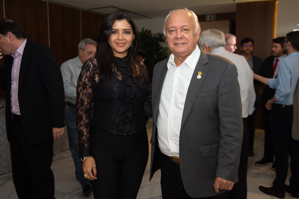 Louise Löw E Gen. Carlos Cesar Araujo Lima (2)