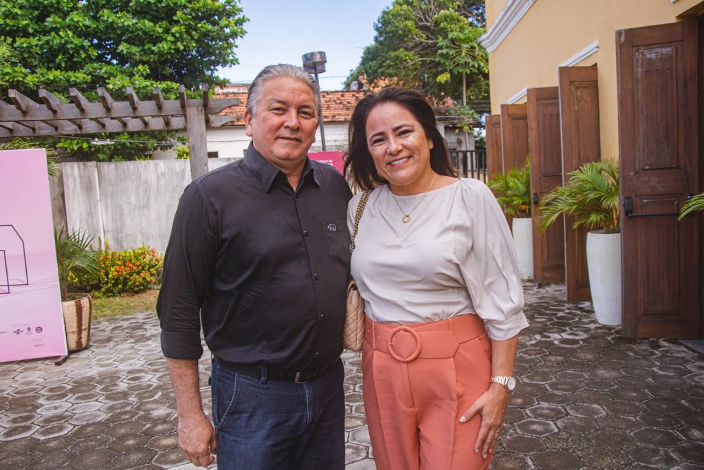 Luis Neto E Claudia Santiago