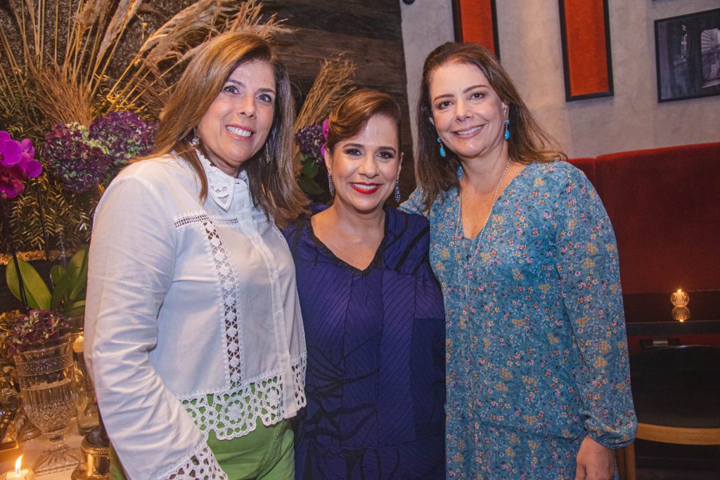 Nara Acioly, Martinha Assuncao E Claudia Gradovhl