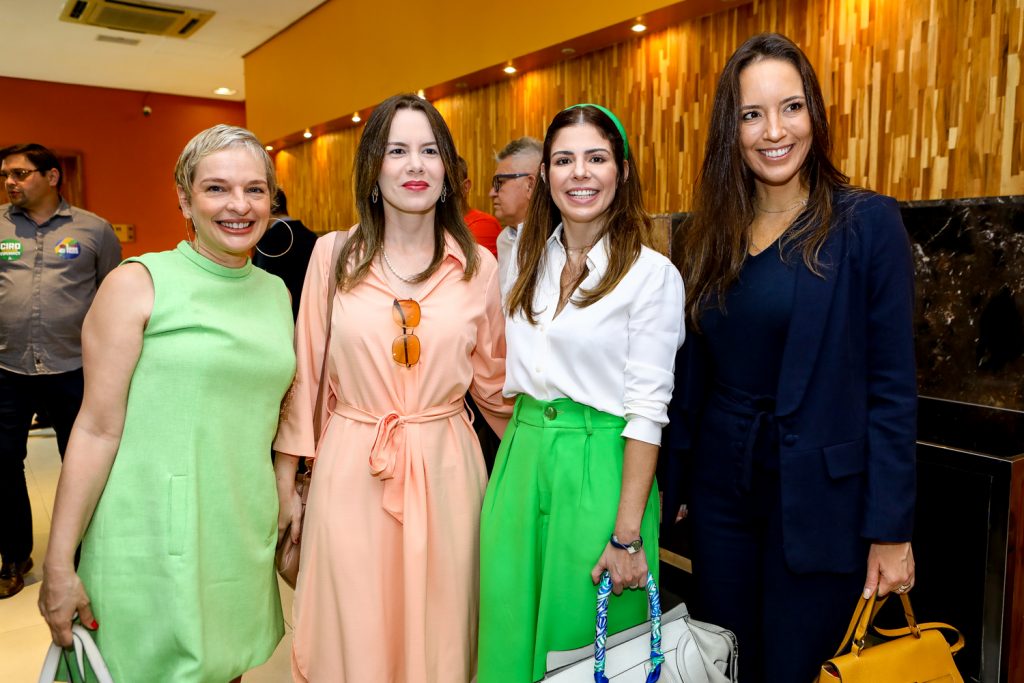 Paola Braga, Natalia Rios, Carol Bezerra E Gisela Bezerra