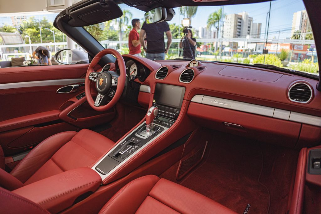 Reunion Porsche Center Fortaleza (4)