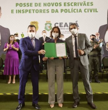 Governo do Ceará empossa 490 novos escrivães e inspetores da Polícia Civil