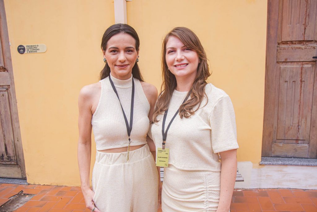 Sara Carneiro E Aline Diogenes