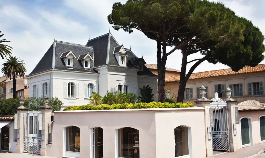Louis Vuitton se aventura na gastronomia e terá restaurante na Riviera francesa Louis Vuitton se aventura na gastronomia e terá restaurante na Riviera francesa