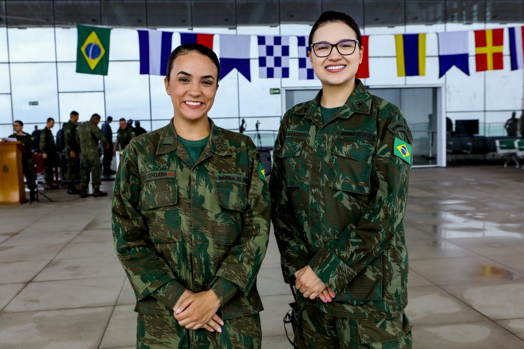 Ten Thais Serqueira E Ten Patricia Pacifico