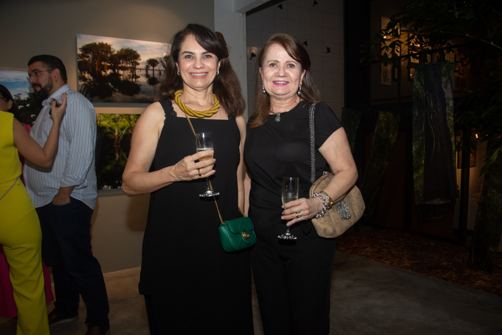 Tereza Carneiro E Helena Guedes