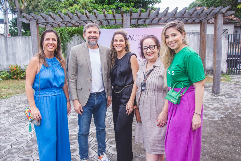Ticiana Mota, Elcio Batista, Mariana Mota, Nereide Figueiredo E Mayra Guerreiro