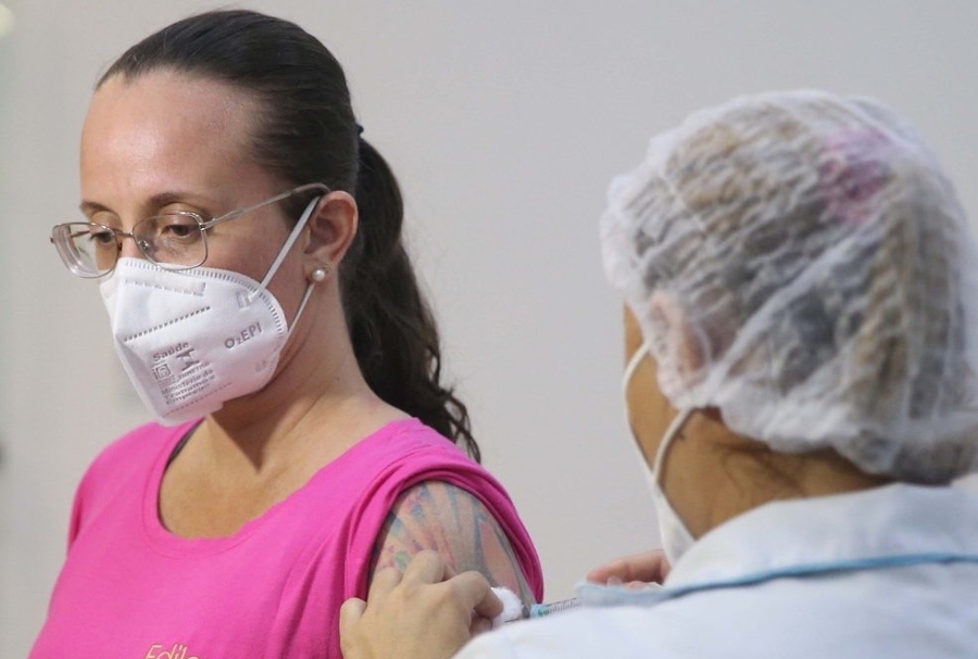 Prefeitura de Fortaleza inicia nesta terça a vacinação de pessoas com mais de 40