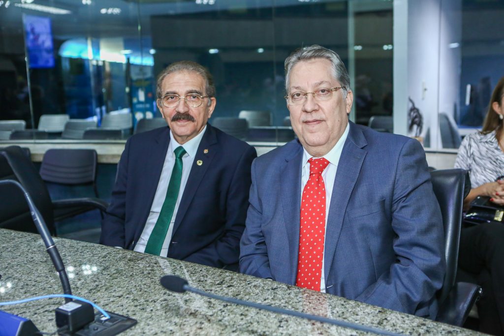 Walter Cavalcante E Valdomiro Tavora