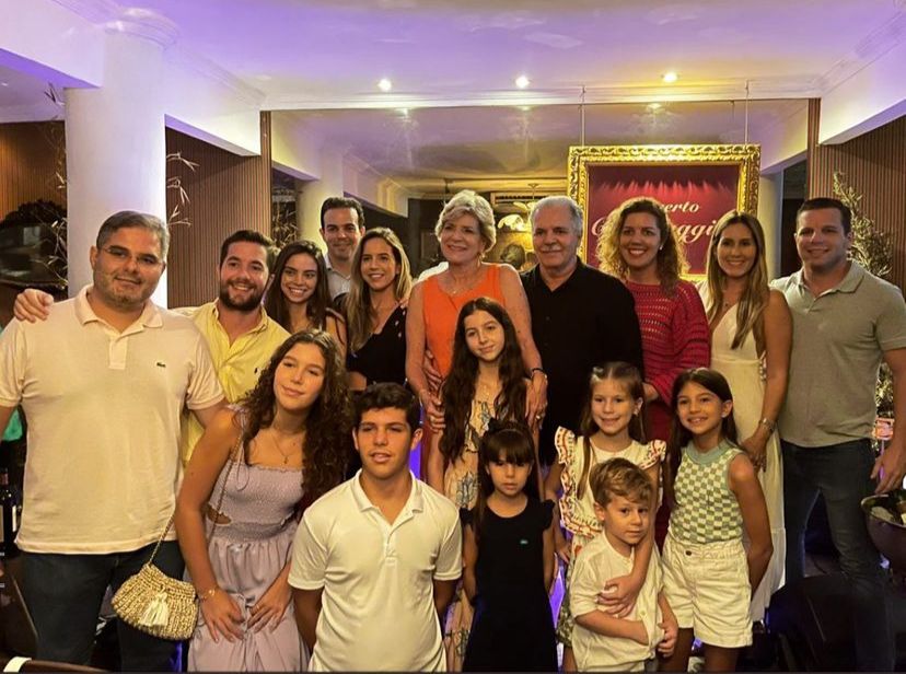 Stela Rolim celebra a vida e a nova idade rodeada pela família