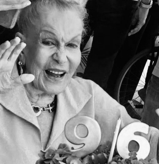 Ex prefeita de Granja, Carmen Arruda falece aos 96 anos