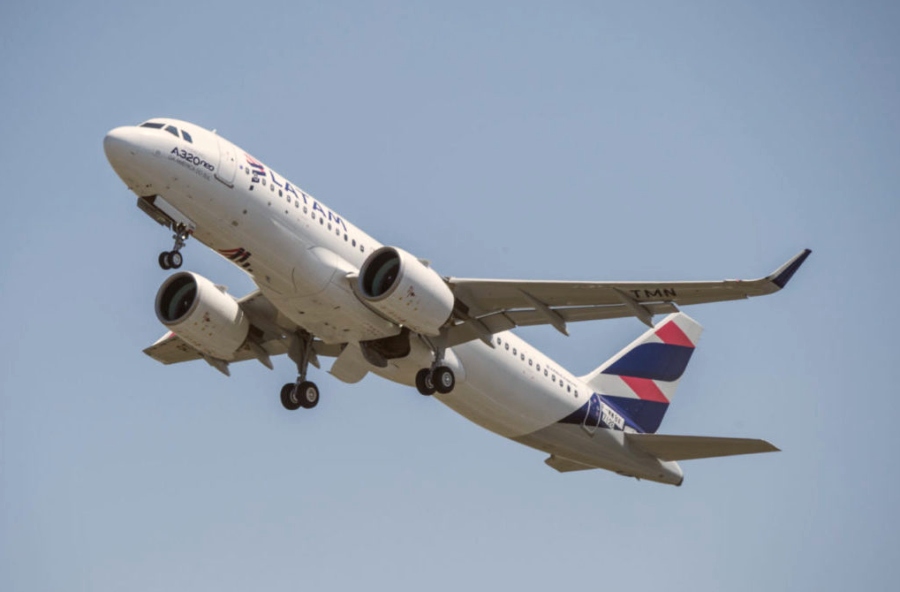 Latam compra 17 aviões A321neo de olho na retomada do turismo mundial