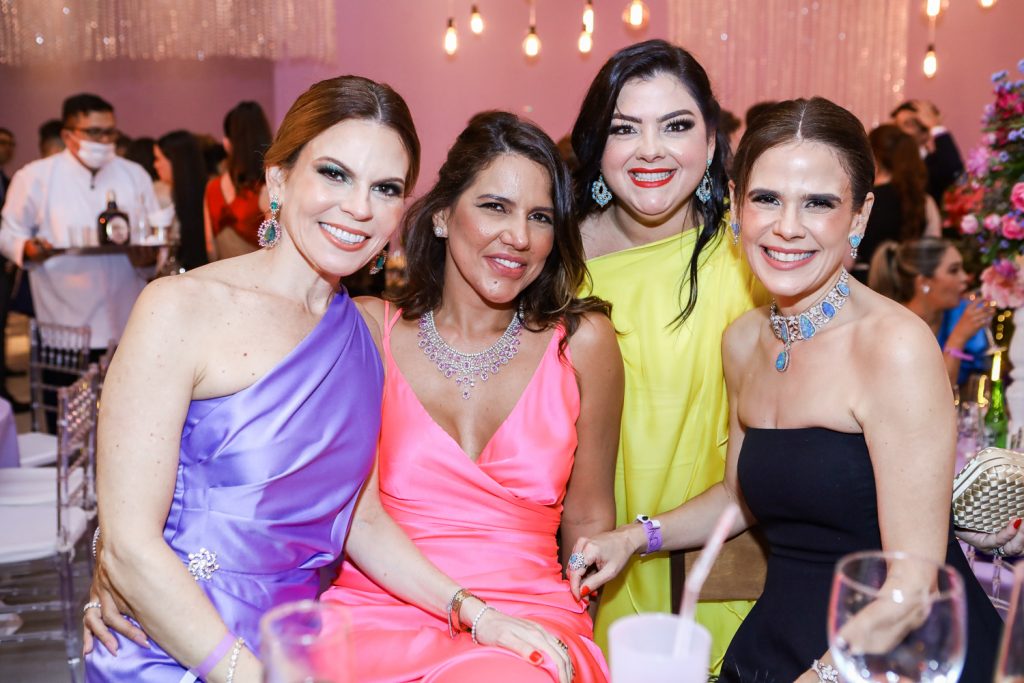 Adriana Praxedes, Ana Carolina Bezerra, Vivi Almada E Niedja Bezerra