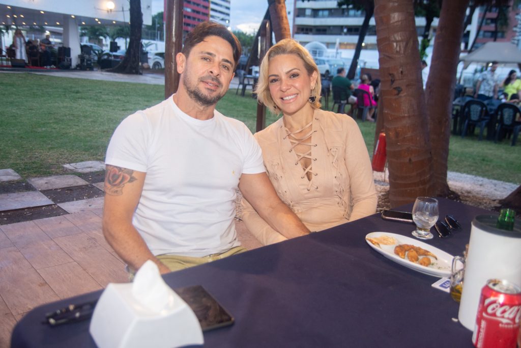 Afonso Carvalhedo E Erika Queiroz (2)