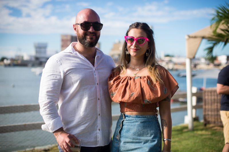A todo o Pano - Larissa Leite, Pedro Garcia e Eduardo Valença comandam a animação no Iate Clube
