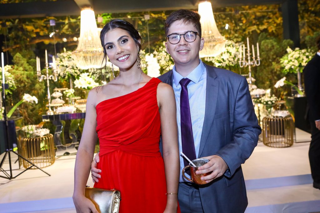 Anne Louise E Leniel Filho