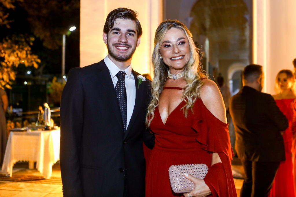 Artur Franciscato E Celia Magalhaes