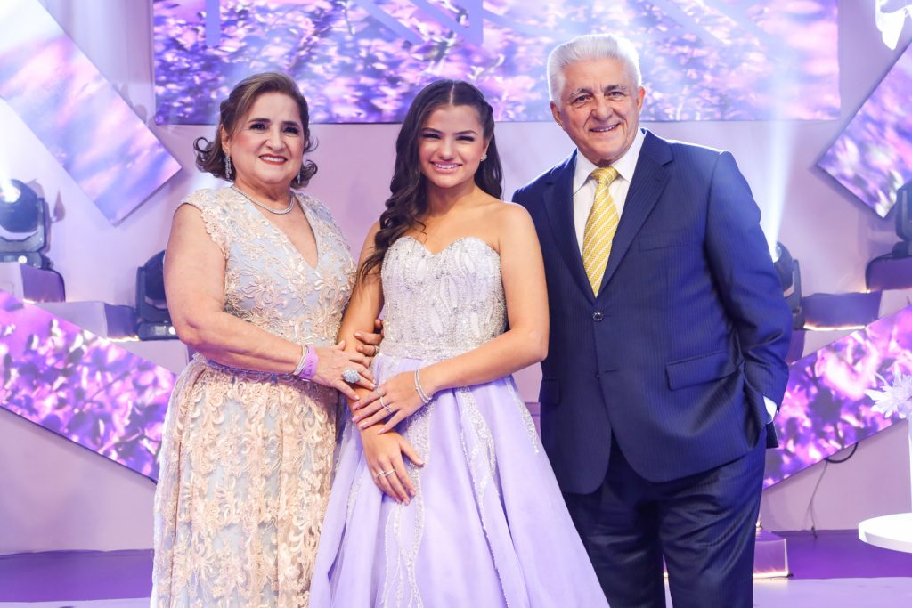 Auricelia, Natalia E Deusmar Queiros (1)