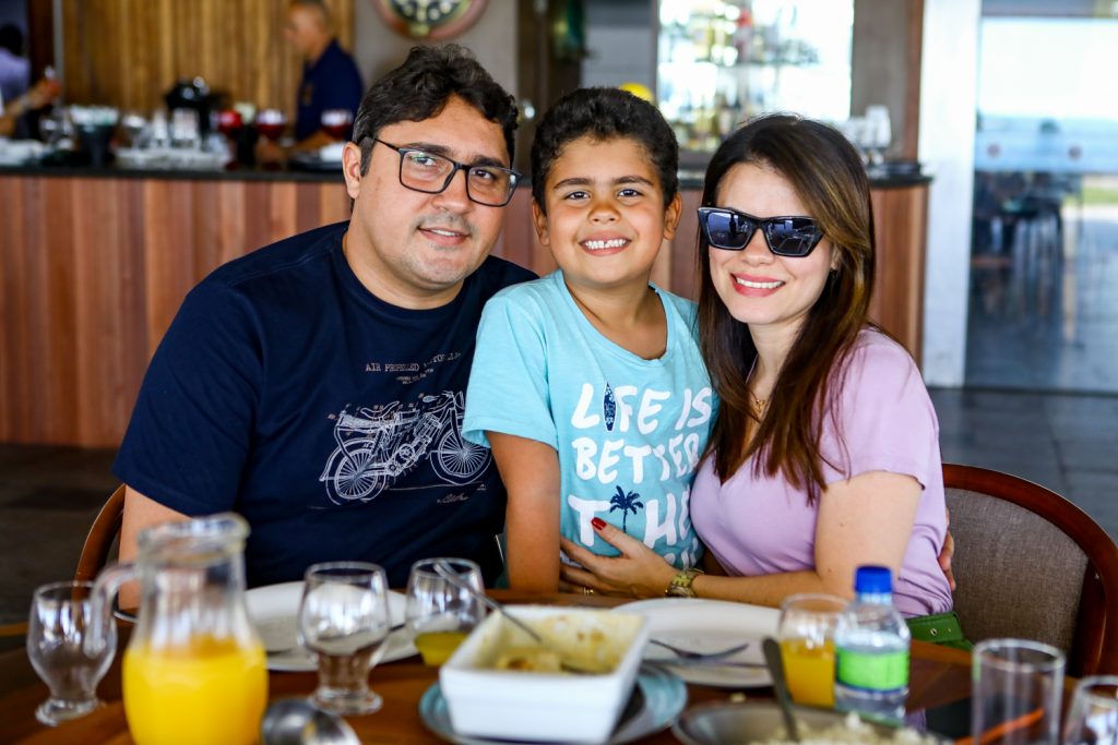 Bruno, Joao Pedro E Cibelle Pimenta