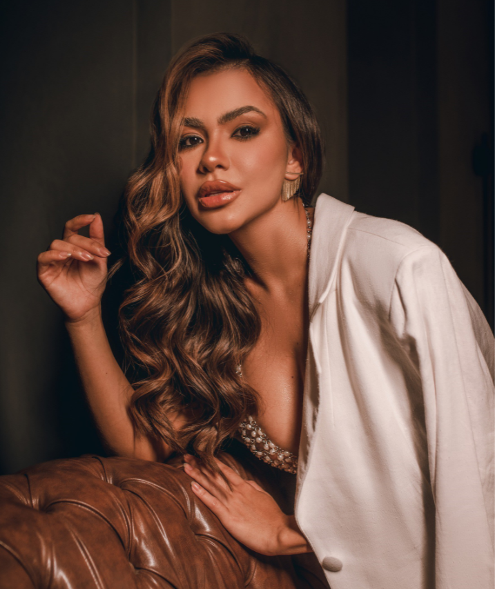 Influenciadora Camily Viana promove a quinta edição do seu bazar com peças do seu acervo pessoal