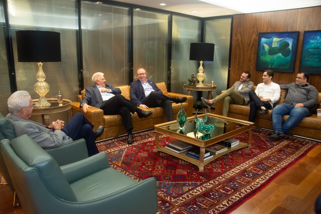 Carlos Prado, Deusmar Queirós, Ricardo Cavalcante, George Martins, Davi Macedo E Ricardo Dreher