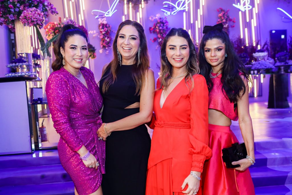 Carol Yamazaki, Marcela Camurça, Mariana Pimenta E Isabele Timoteo (2)