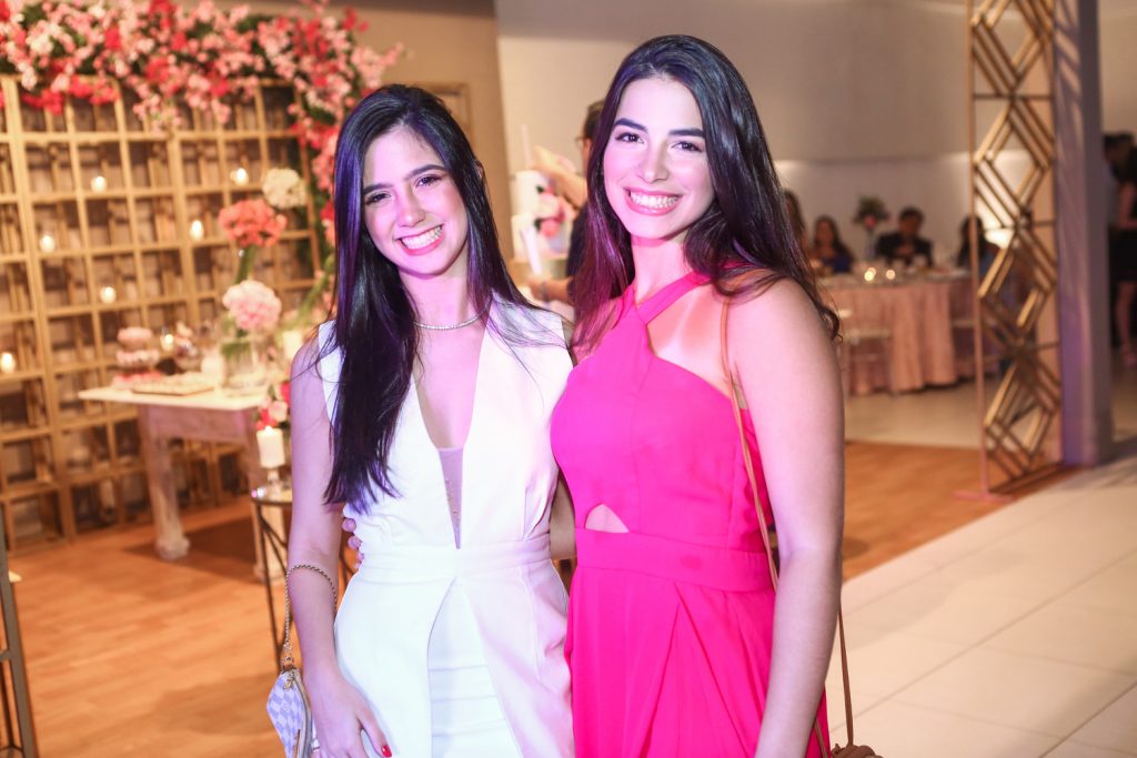 Carolina Matos E Camila Martins