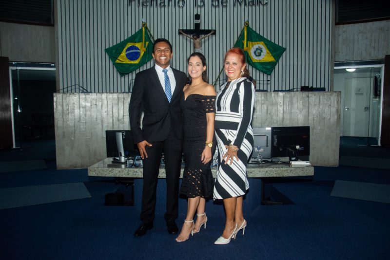 Sessão Solene - Assembleia Legislativa homenageia CDL Jovem de Fortaleza pelos seus 20 anos de atividades