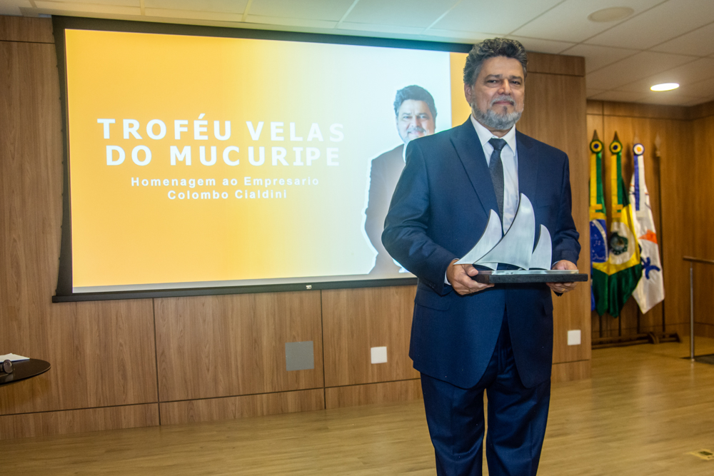 Colombo Cialdini é agraciado com o Troféu Velas do Mucuripe