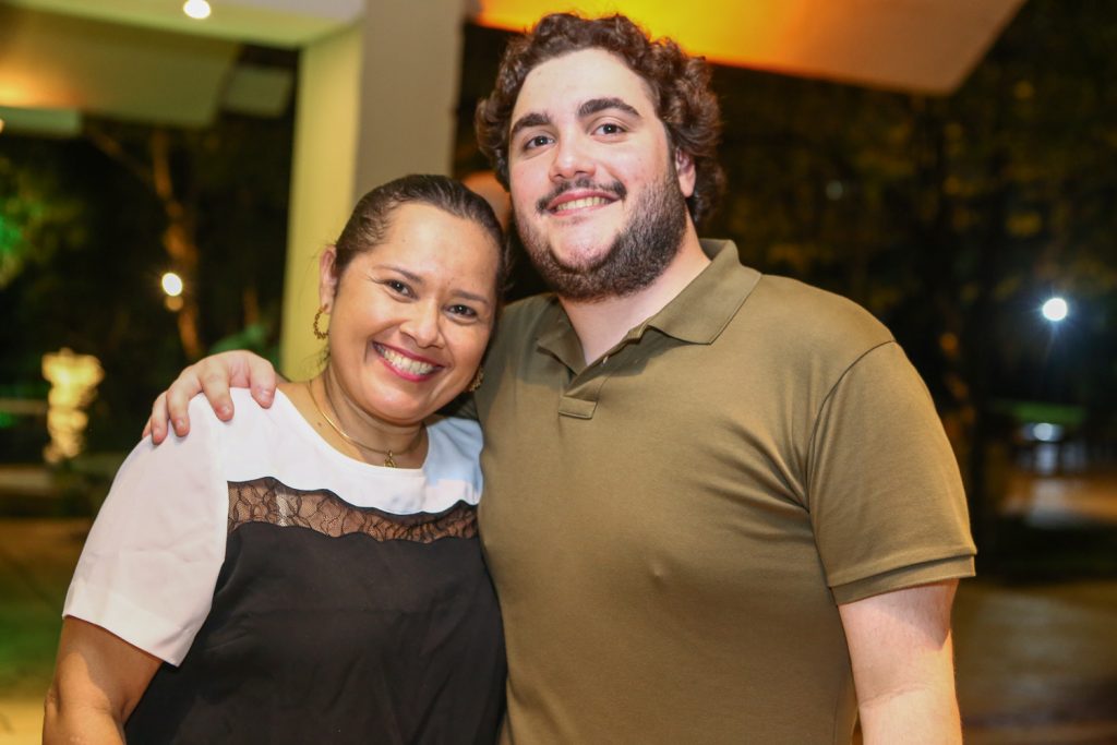 Cris Melo E Luciano Dias Branco