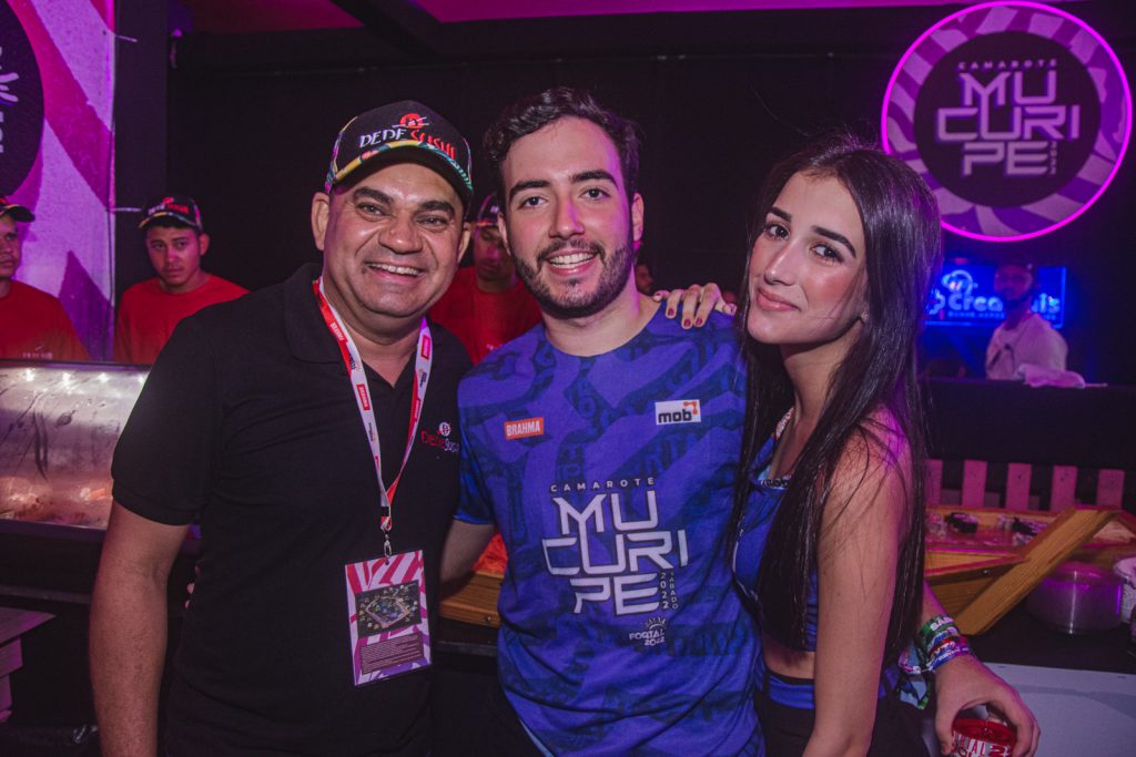 Dede Sushi, Davi Serpa E Laura Aguiar