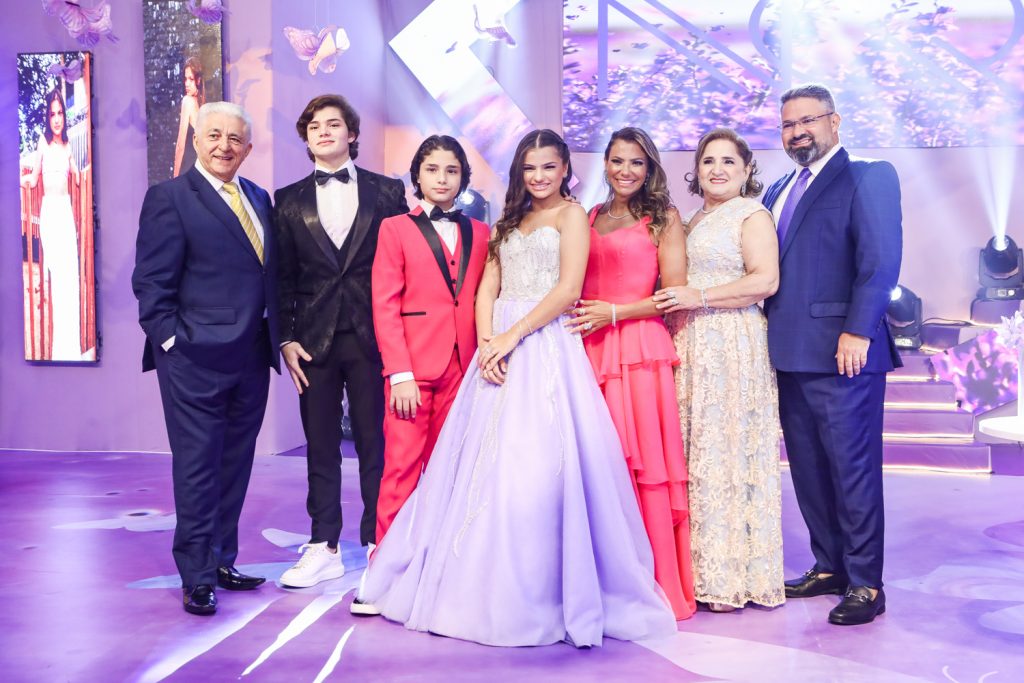 Deusmar, Deusmar Neto, Pedro, Natalia, Vanessa, Auricelia E Mario Queiros (1)