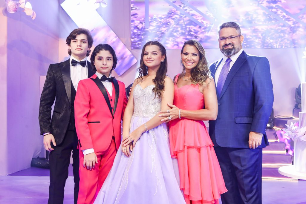 Deusmar Neto, Pedro, Natalia, Vanessa E Mario Queiros (1)