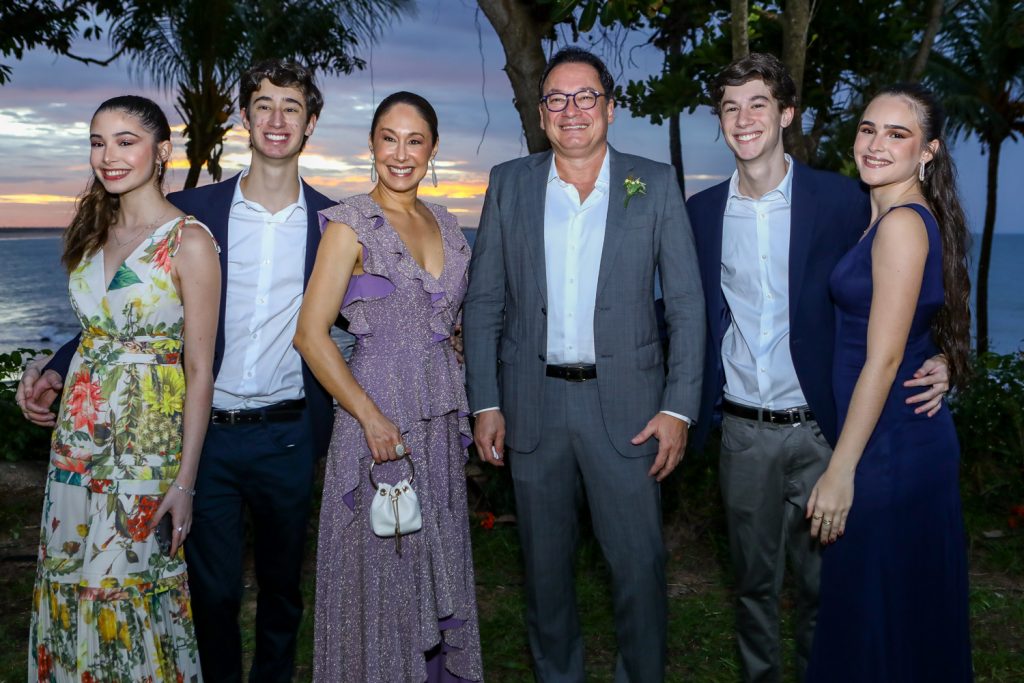 Eduarda Martina, Mateus Coelho, Larissa, Pedro E Pedro Coelho