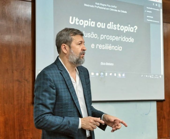 Élcio Batista ministra Aula Magna sobre evolução das cidades na Pós-Unifor