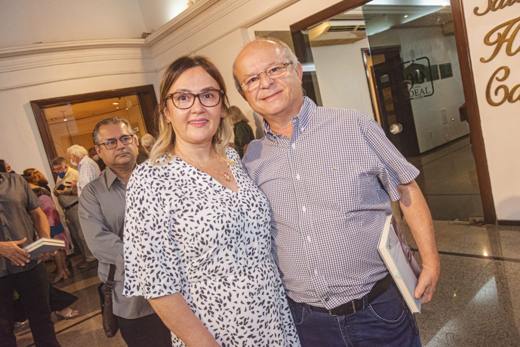 Emidia Franco E Cadson Sousa