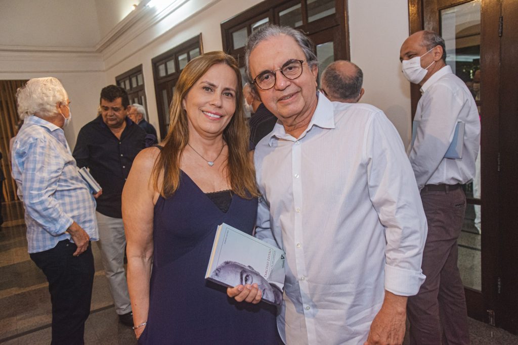 Eveline E Francisco Monteiro